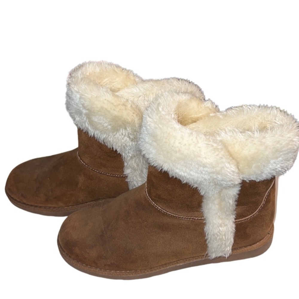 Women’s Chestnut Fur Lined Boots - Size 8.5